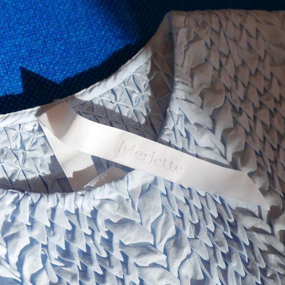 NWOT Merlette Paz Light Blue Puff-Sleeve Smocked Cotton Blouse Top Size Small - Picture 4 of 5